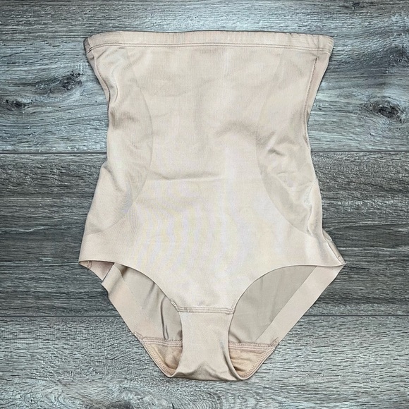 Bali High Waisted Shapewear Nude M | Bali High Waisted Control Underwear Nude M - Picture 3 of 14